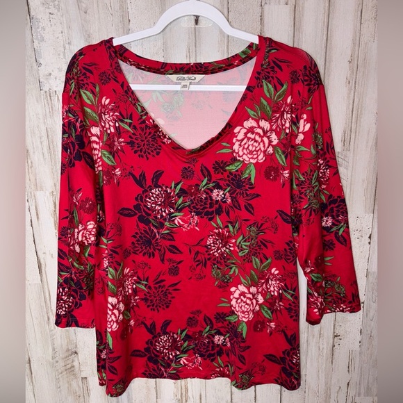 The Pioneer Woman Tops - Pioneer Woman Shirt Size XXXL V-Neck Top Red Floral Country Ranch